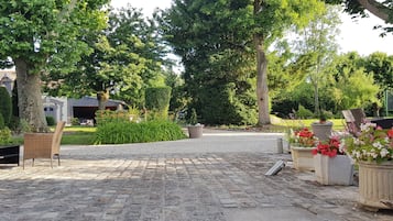 Chambre Double Tradition, vue jardin | Vue de la chambre