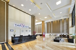 Quầy tiếp tân