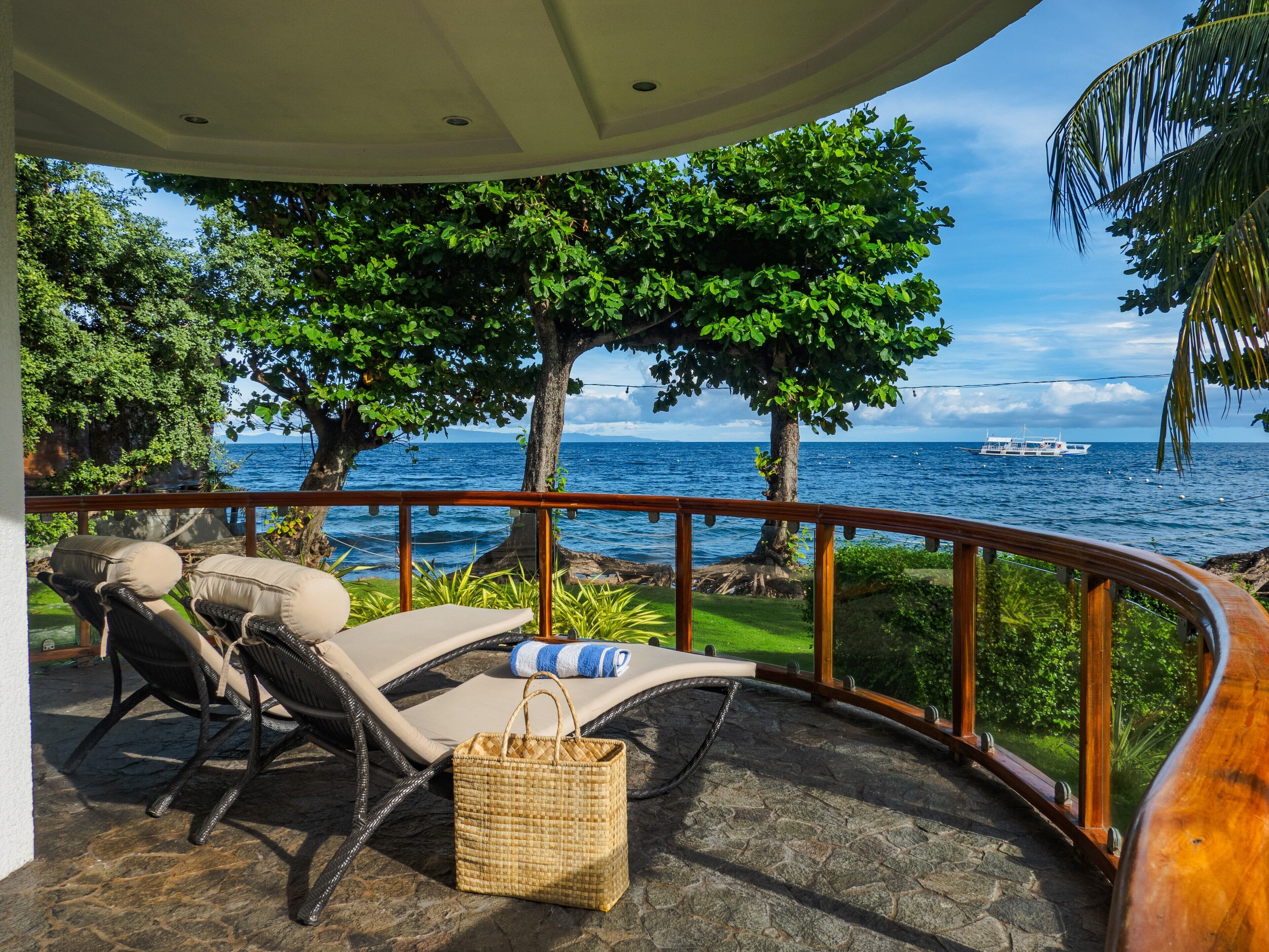 Premium Apartment, 1 Bedroom, Beach View | Terrace/patio