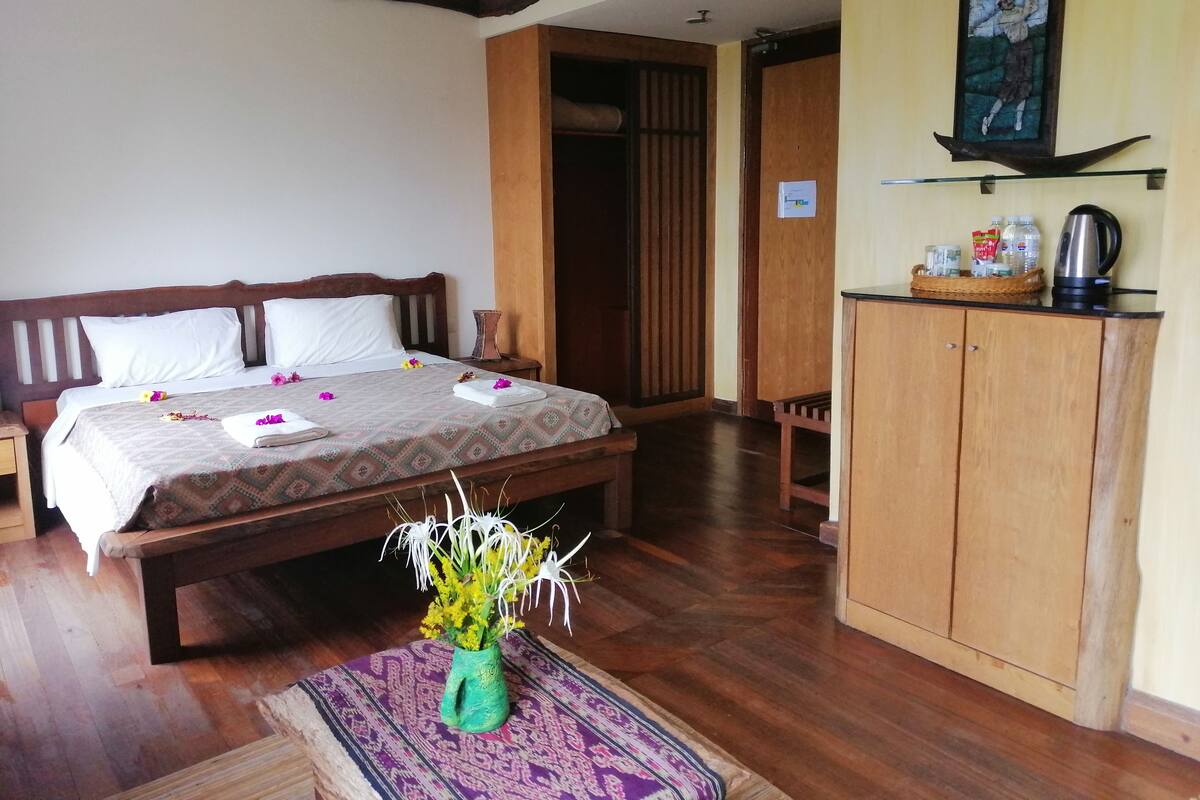 Suite familiare (Eagle Room) | Minibar, una scrivania, letti aggiuntivi (a pagamento)