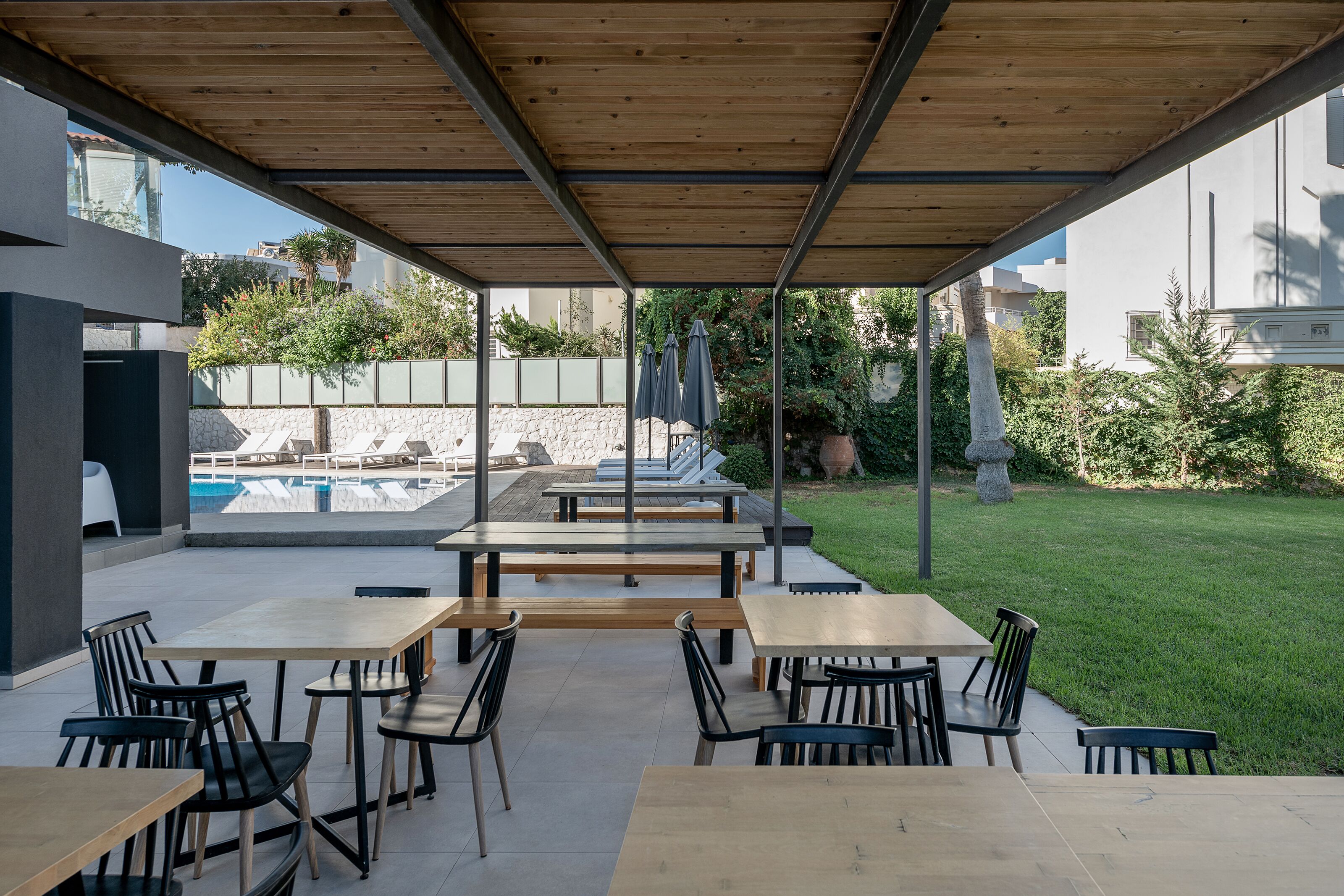 المنشأة من الخارج