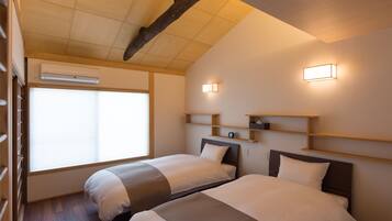 Traditional House, 2 Bedrooms, Kitchen, Garden View | 2 bedrooms, in-room safe, individually decorated, individually furnished