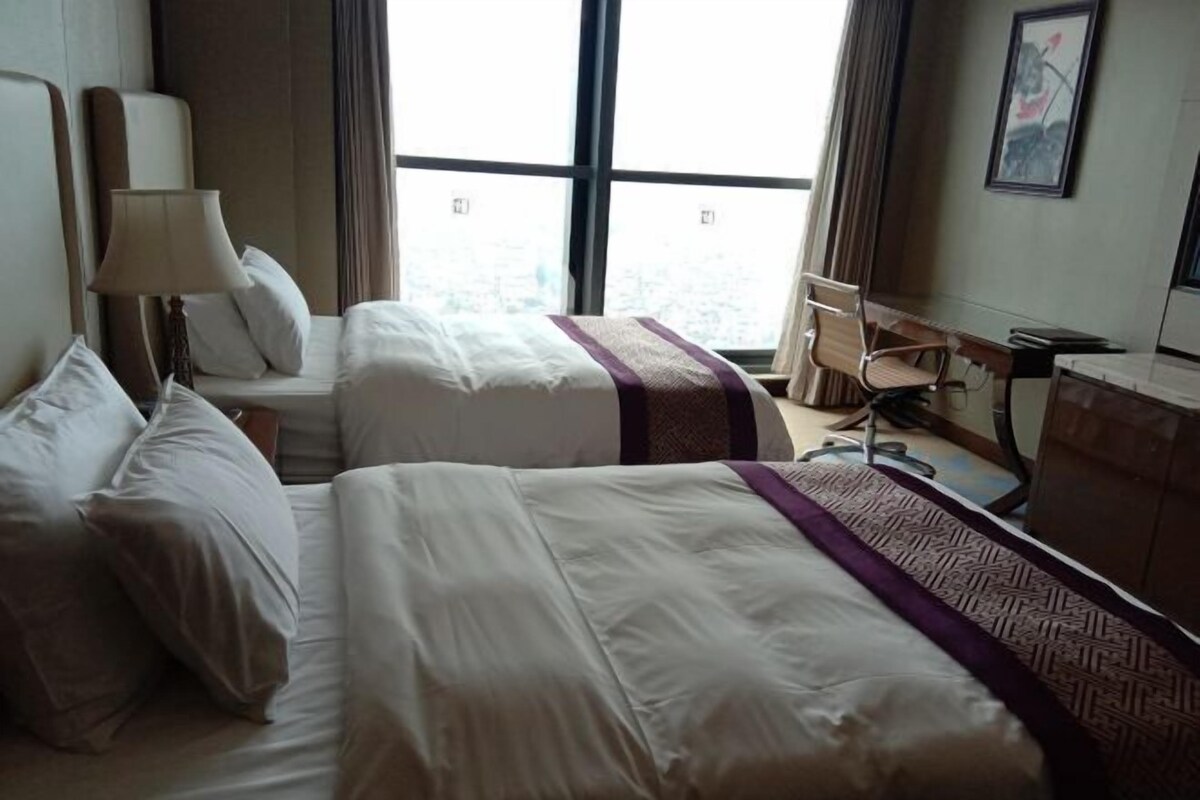 Down duvets, minibar, desk, blackout curtains