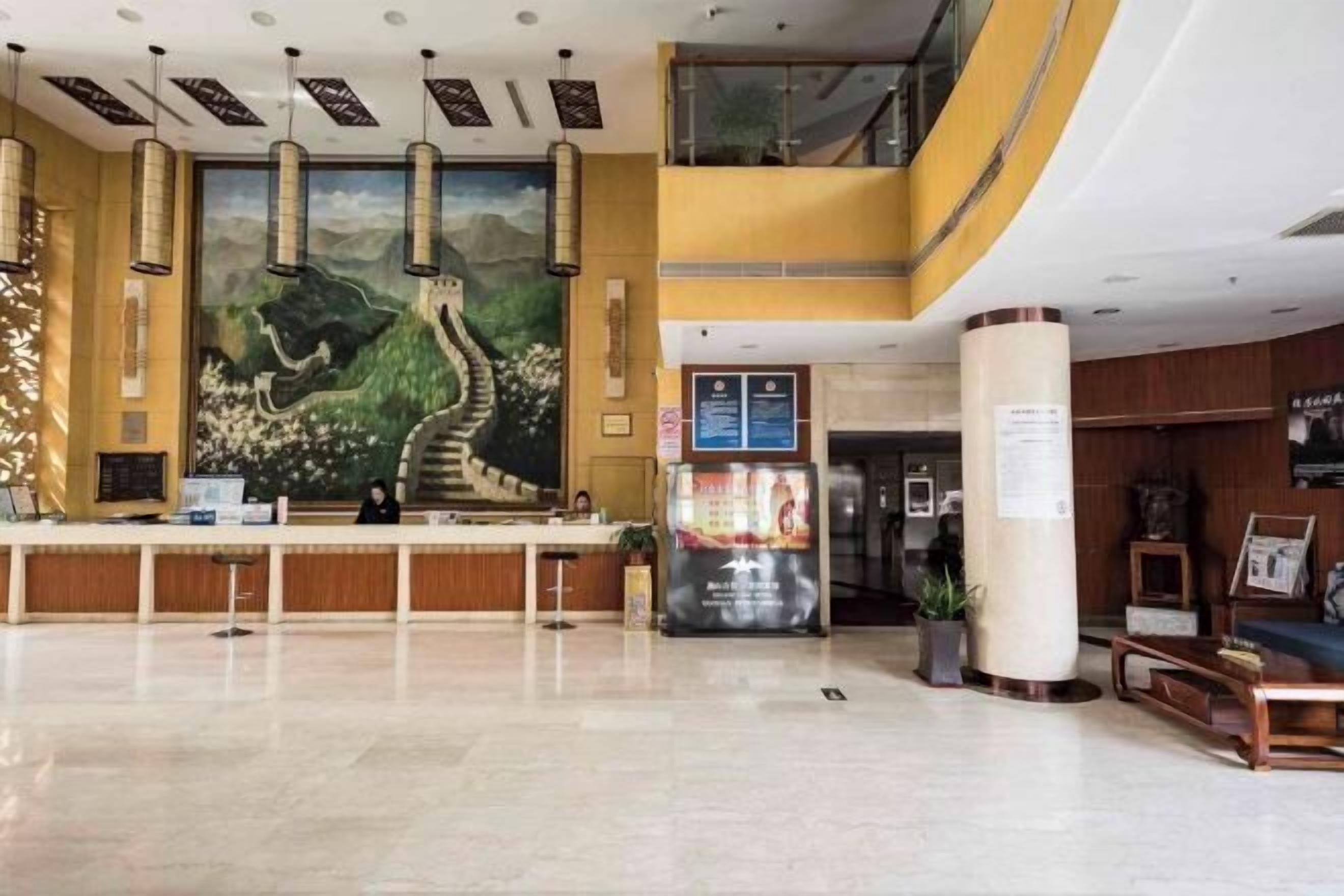 المنشأة من الداخل