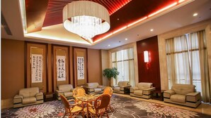 Interior - Canal Spring Hotel (Yangzhou)