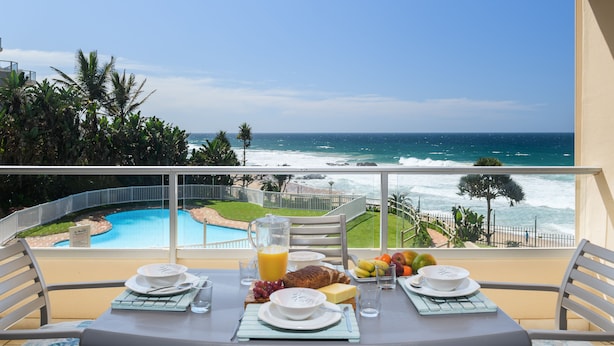 Unclassified image, 1 of 47, button - BALLITO AFFORDABLE LUXURY BEACH FRONT (eMdloti)