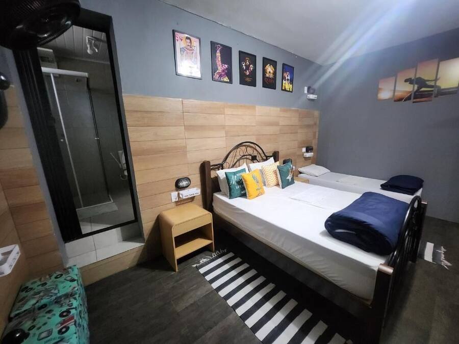 Standard Suite | Blackout drapes, soundproofing, iron/ironing board, free WiFi