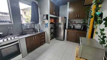 Kühlschrank, Mikrowelle