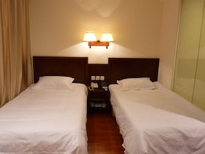 Blackout drapes, iron/ironing board, free WiFi