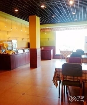 Restaurant - Home Inn (Daqing)