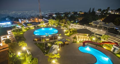 Surya Hotel & Cottages Prigen