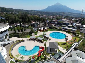 Outdoor pool - Surya Hotel & Cottages Prigen (Prigen)