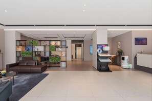 Lobby - Home Inn Business Hotel (Zhengzhou 460 Hospital Bishagang Metro Station Branch) (ZHENGZHOU)