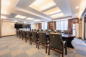 Unclassified image, 2 of 114, button - Huadong Hotel (Qitaihe (Xinjiang))