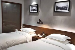 Room - Juhongsheng Holiday Hotel (Shou County)