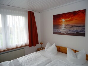 Condo (#9) | Individually decorated, bed sheets - Uns Wiek-Hus (Mönchgut-Granitz)