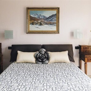 Chambre double, balcon | Literie de qualité, minibar, bureau, rideaux d’obscurcissement