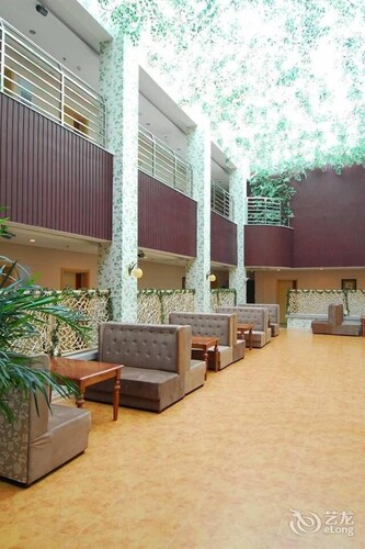 Jinhai Holiday Hotel