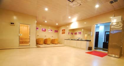Jinhai Holiday Hotel