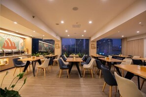 Restaurant - HanTing Hotel (Zhengzhou Jinshui Road David City) (Zhengzhou)