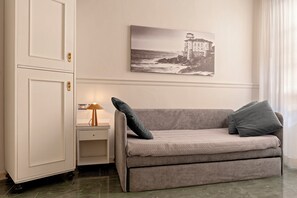 Family Suite | Living area | TV