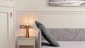Familien-Suite | Wohnbereich | Fernseher