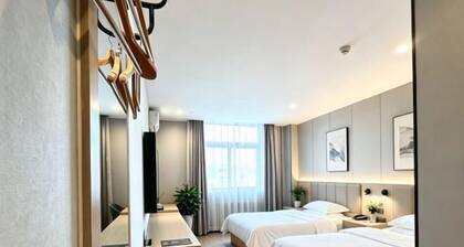 GreenTree Smart Choice Hotel (Beijing Liangxiang Nanguan Subway Station)
