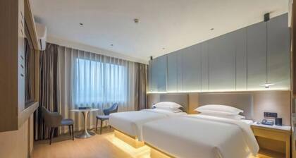 Xin'gang Fashion Hotel