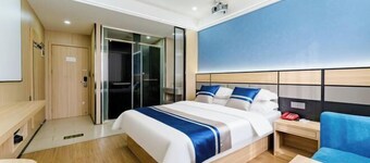 Xin'gang Fashion Hotel