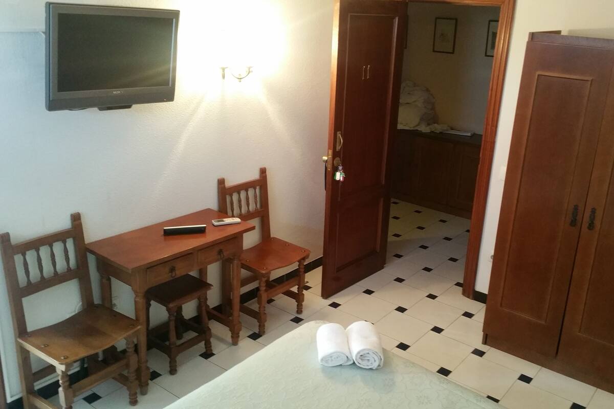 Standard Single Room, Private Bathroom, City View
