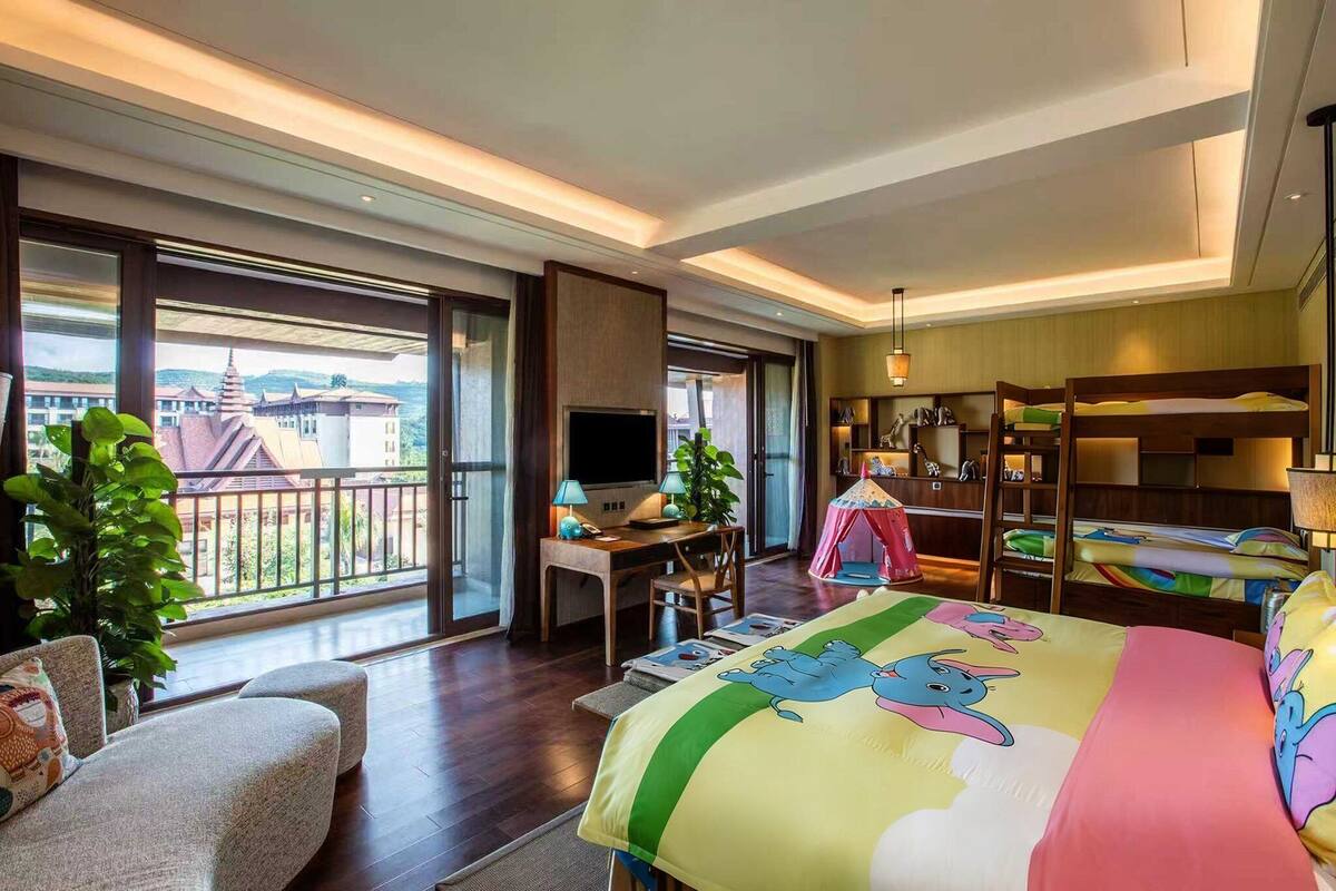 Junior Suite, Multiple Beds, Club lounge access (Lounge Access)
