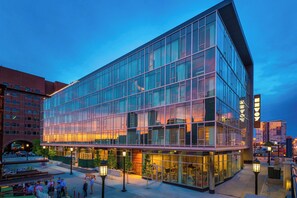 Exterior - The Envoy Hotel, Autograph Collection (Boston)