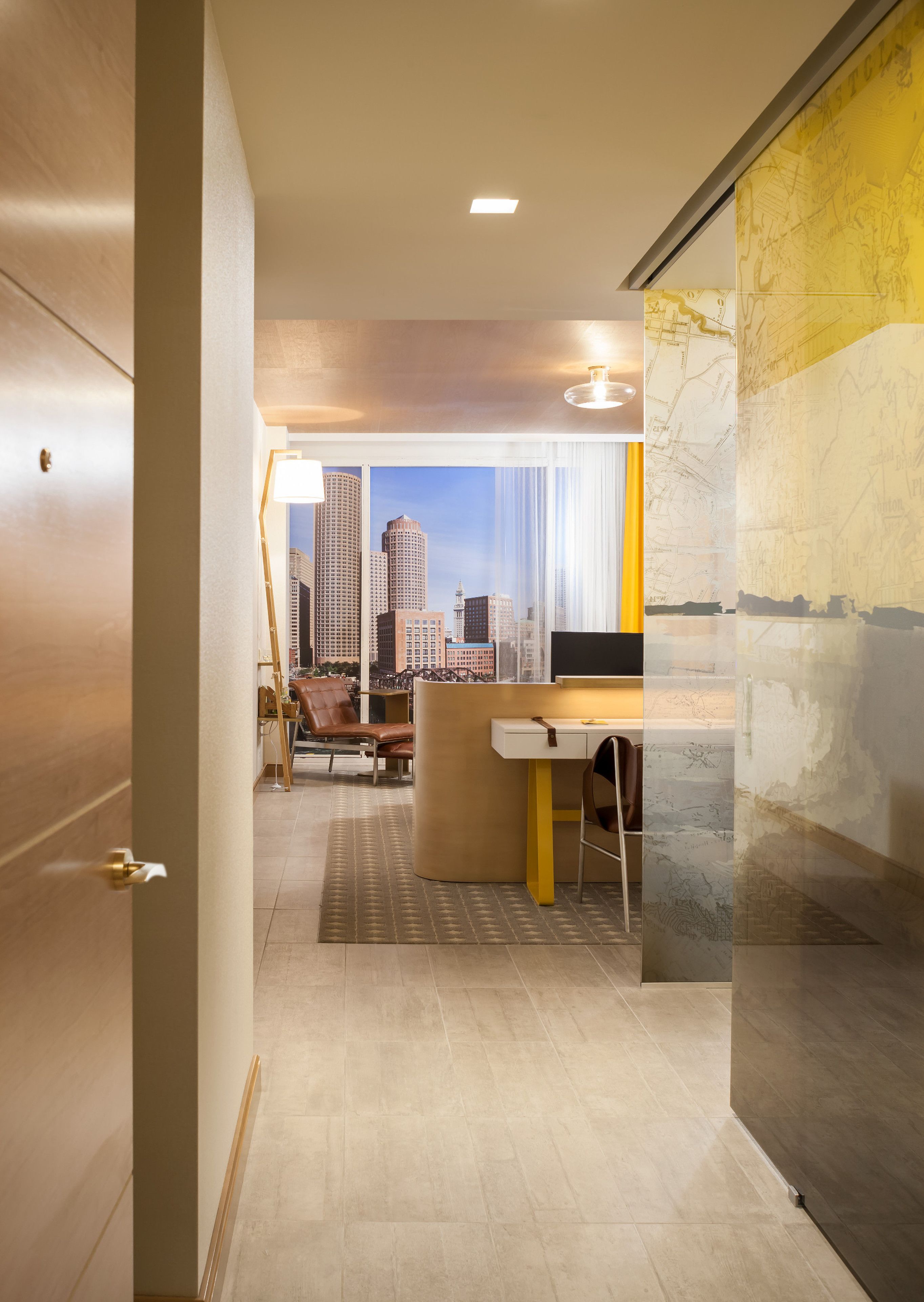 1 bedroom, premium bedding, minibar, desk