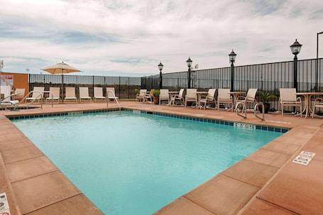 Outdoor pool. Wyndham Garden Lancaster CA