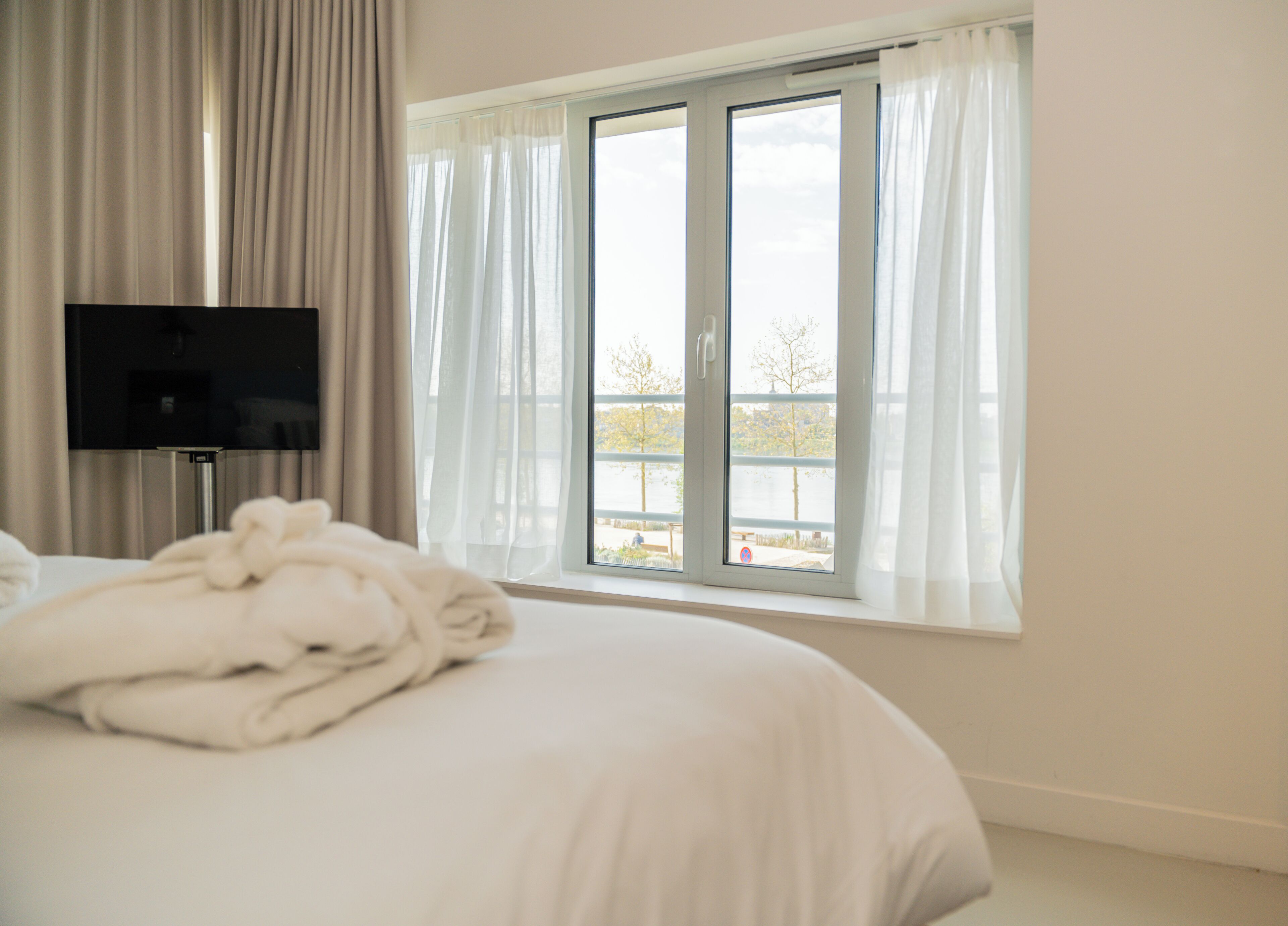 panoramic suite with loire view - with air conditioning | 1 bedroom, premium bedding, minibar, in-room safe