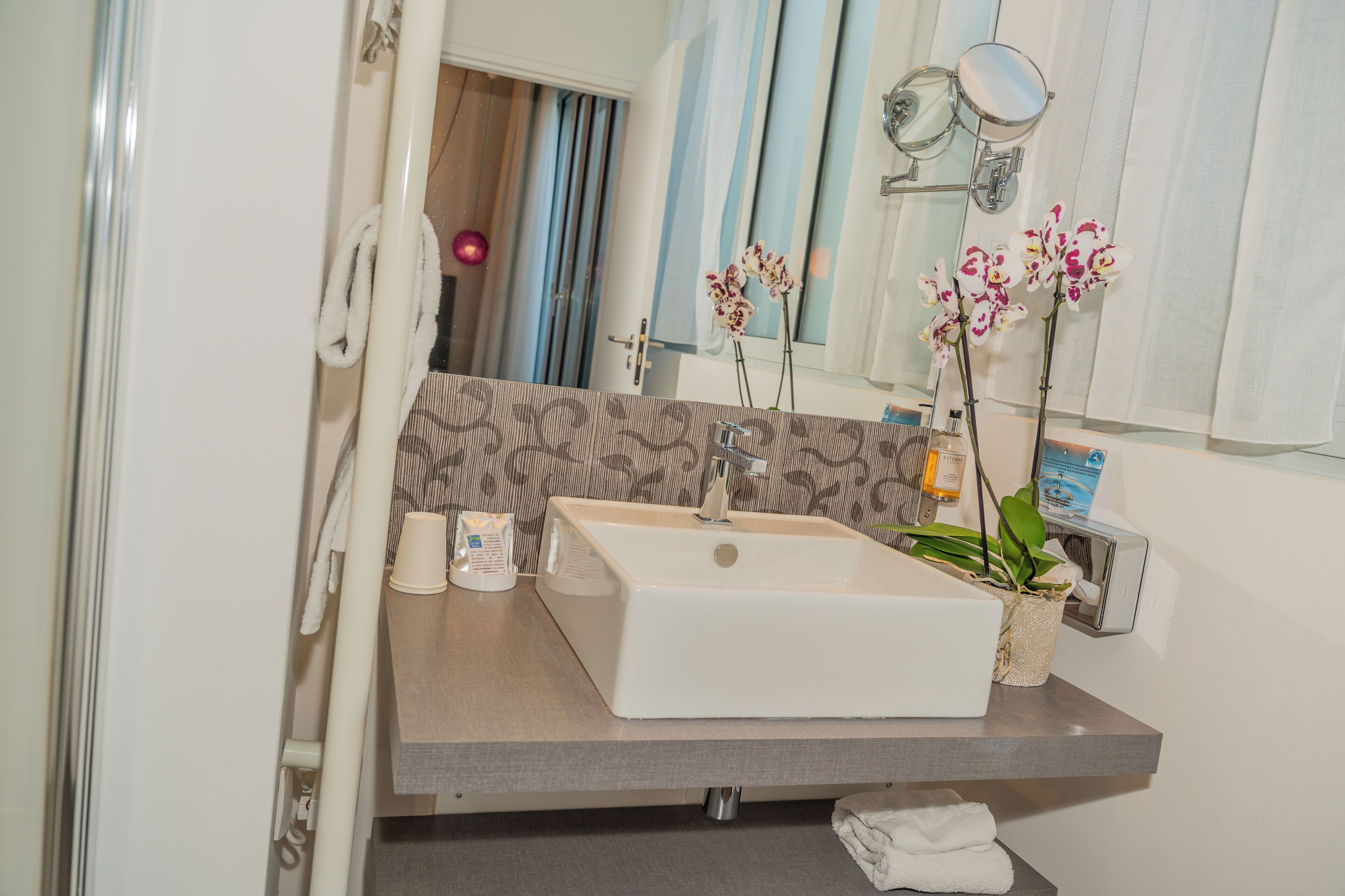comfort double room with air conditioning | bathroom | free toiletries, hair dryer, towels, soap