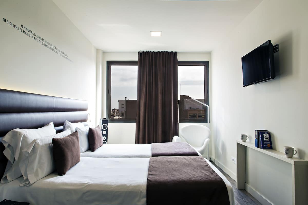 Minibar, safe på rommet, blendingsgardiner og lydisolert