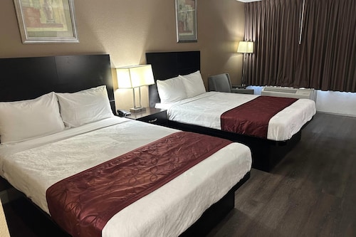 Rodeway Inn Bushnell