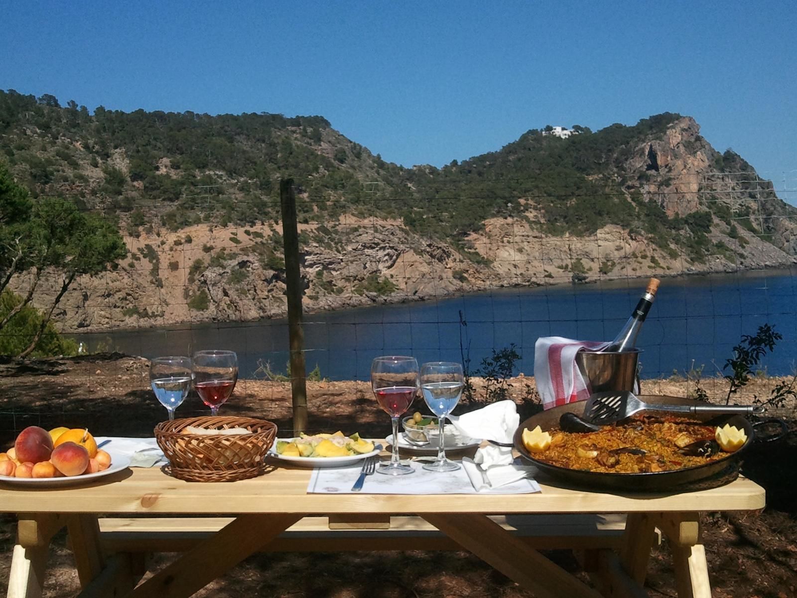 Se sirven desayunos, almuerzos y cenas