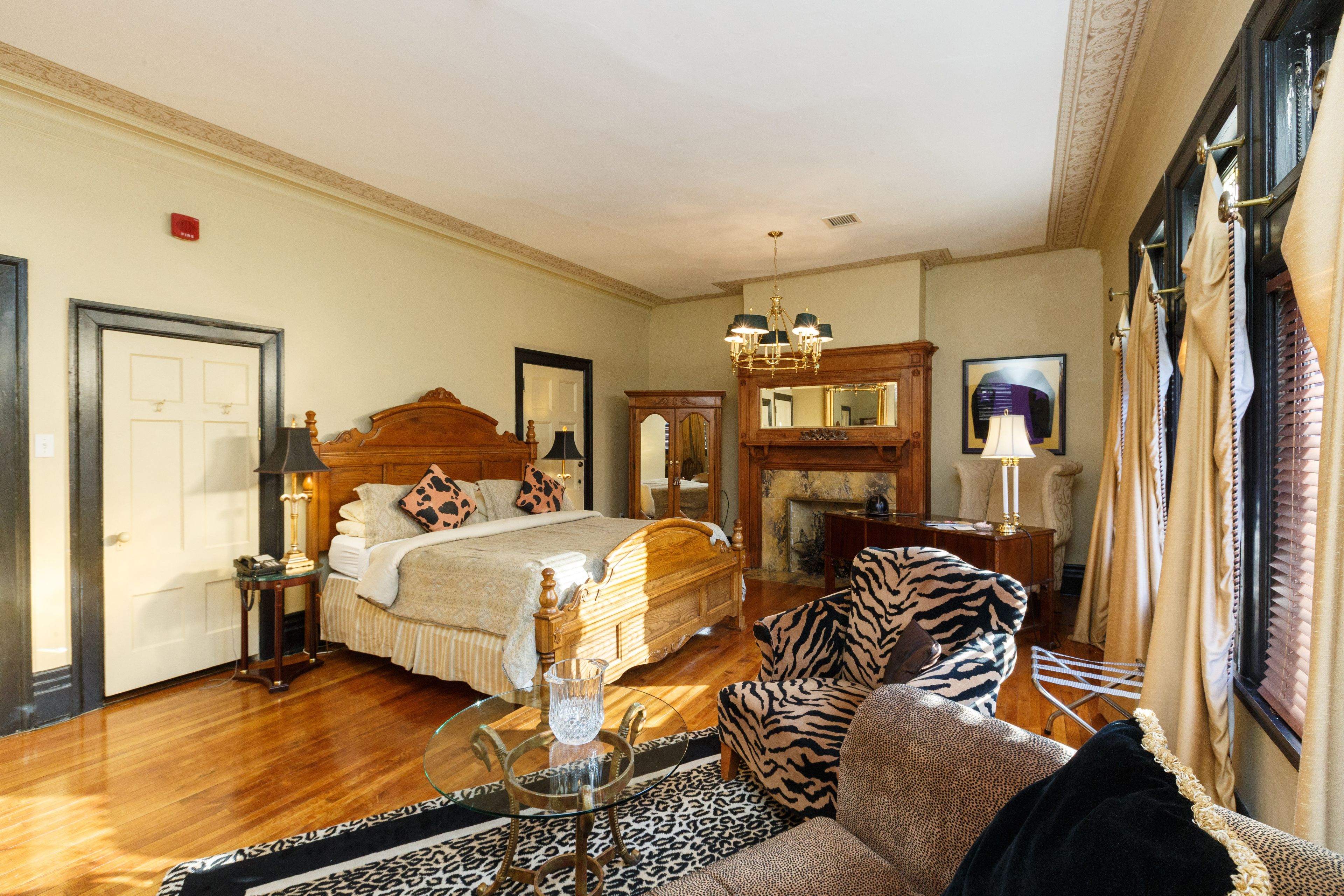 Premium bedding, free WiFi, bed sheets