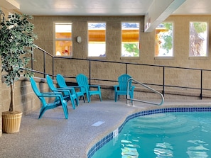Indoor pool - Moose Creek Lodge & Suites (Cody)
