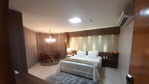 Minibar, escritorio, cunas gratuitas y wifi gratis