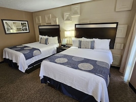 In-room safe, desk, iron/ironing board, free WiFi