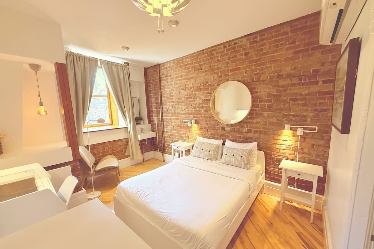 Double Room, Private Bathroom | Premium bedding, desk, laptop workspace, soundproofing