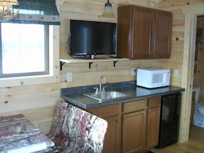 Standard-mökki, keittotila | Yksityinen keittonurkkaus