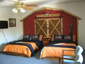 Standard Suite, Multiple Bedrooms, Kitchenette - Country Cabins Motel (Chariton)