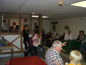 Reception hall - Country Cabins Motel (Chariton)