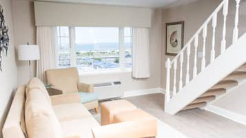 Bi-level Townhouse Suite, 2 Queen Beds with Sofa Bed, Kitchenette, Ocean & Pool View | View from room