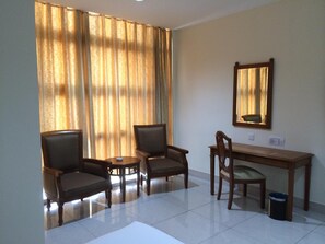 In-room safe, soundproofing, free WiFi - Hotel Wonderful Klang (Klang)