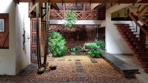 Unclassified image, 4 of 44, button - Highbury Colombo (Colombo)